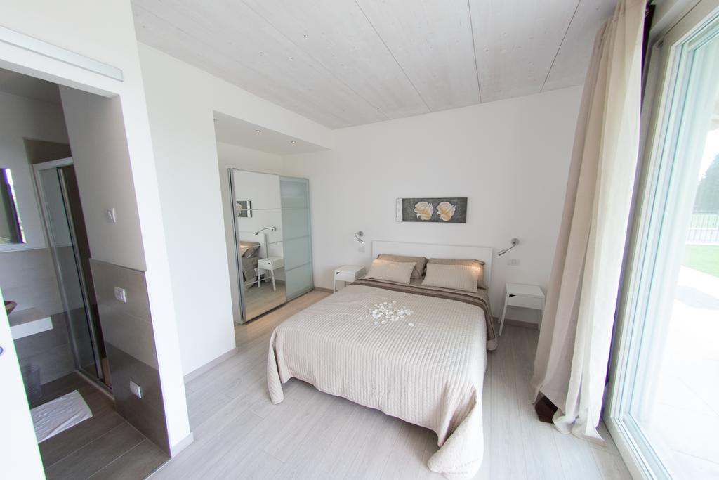 Agriturismo La Torretta Пескантина Номер фото
