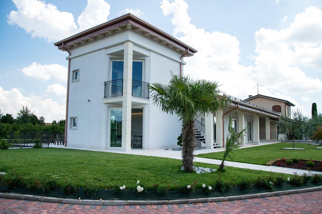 Agriturismo La Torretta Пескантина Экстерьер фото